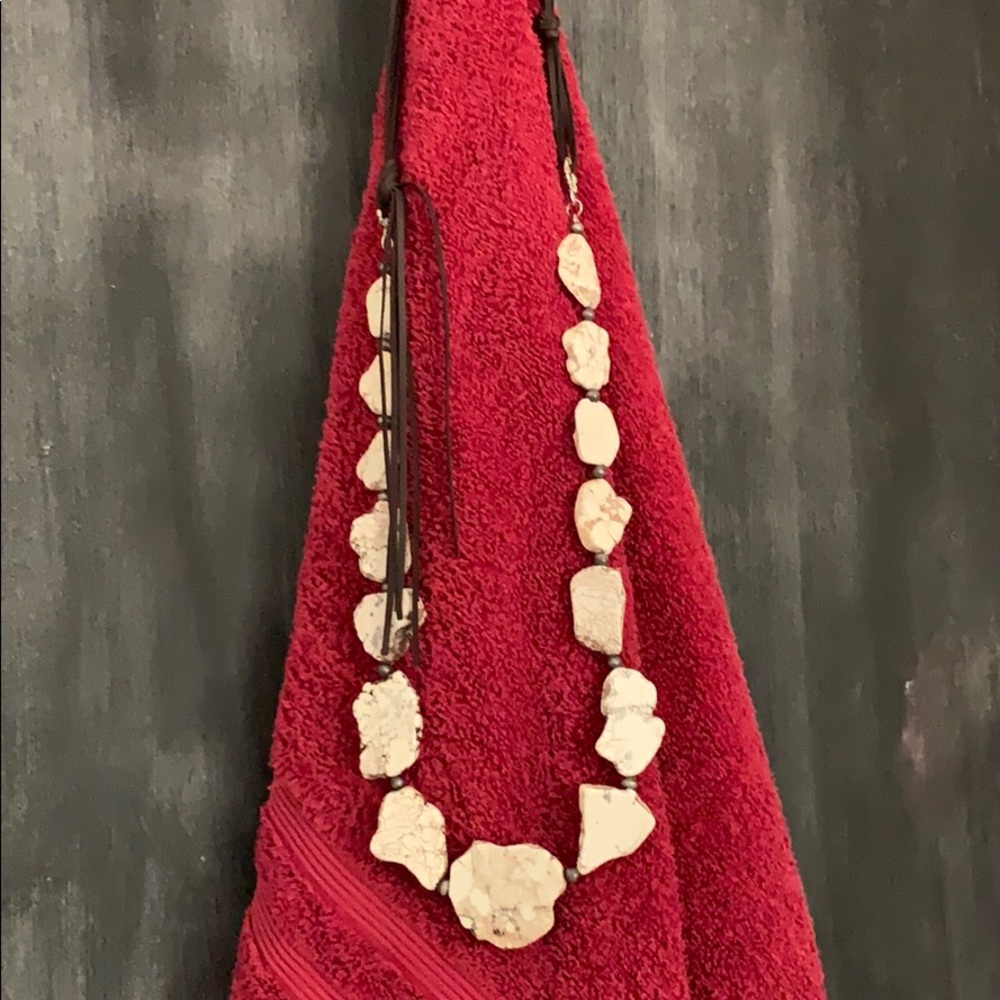 Marble Western Necklace